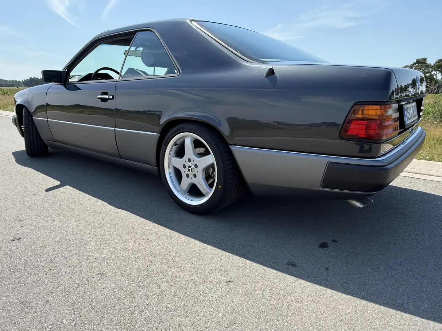 Mercedes-Benz Baureihe 124 CE300 Mit H Kennzeichen/Tausch Möglich - 2