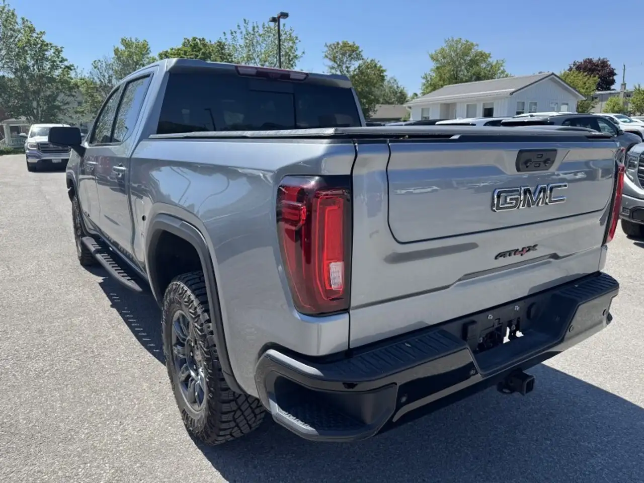 GMC Sierra 1500 photo GMC Sierra 1500