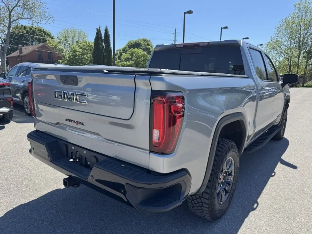 GMC Sierra 1500 photo GMC Sierra 1500