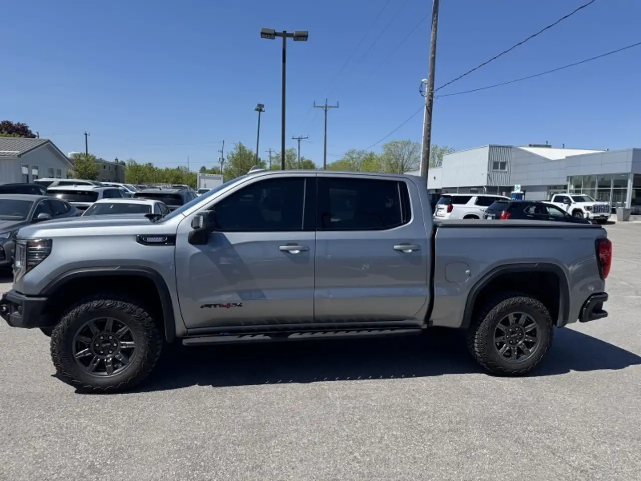 GMC Sierra 1500 photo GMC Sierra 1500