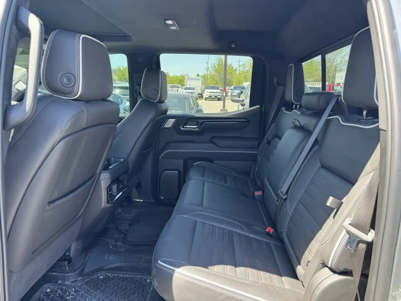 GMC Sierra 1500 photo GMC Sierra 1500