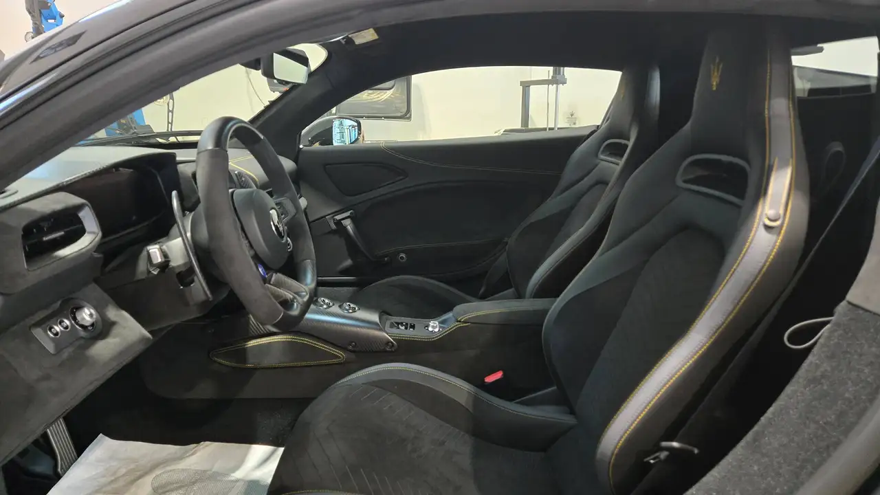 Maserati MC20 2025