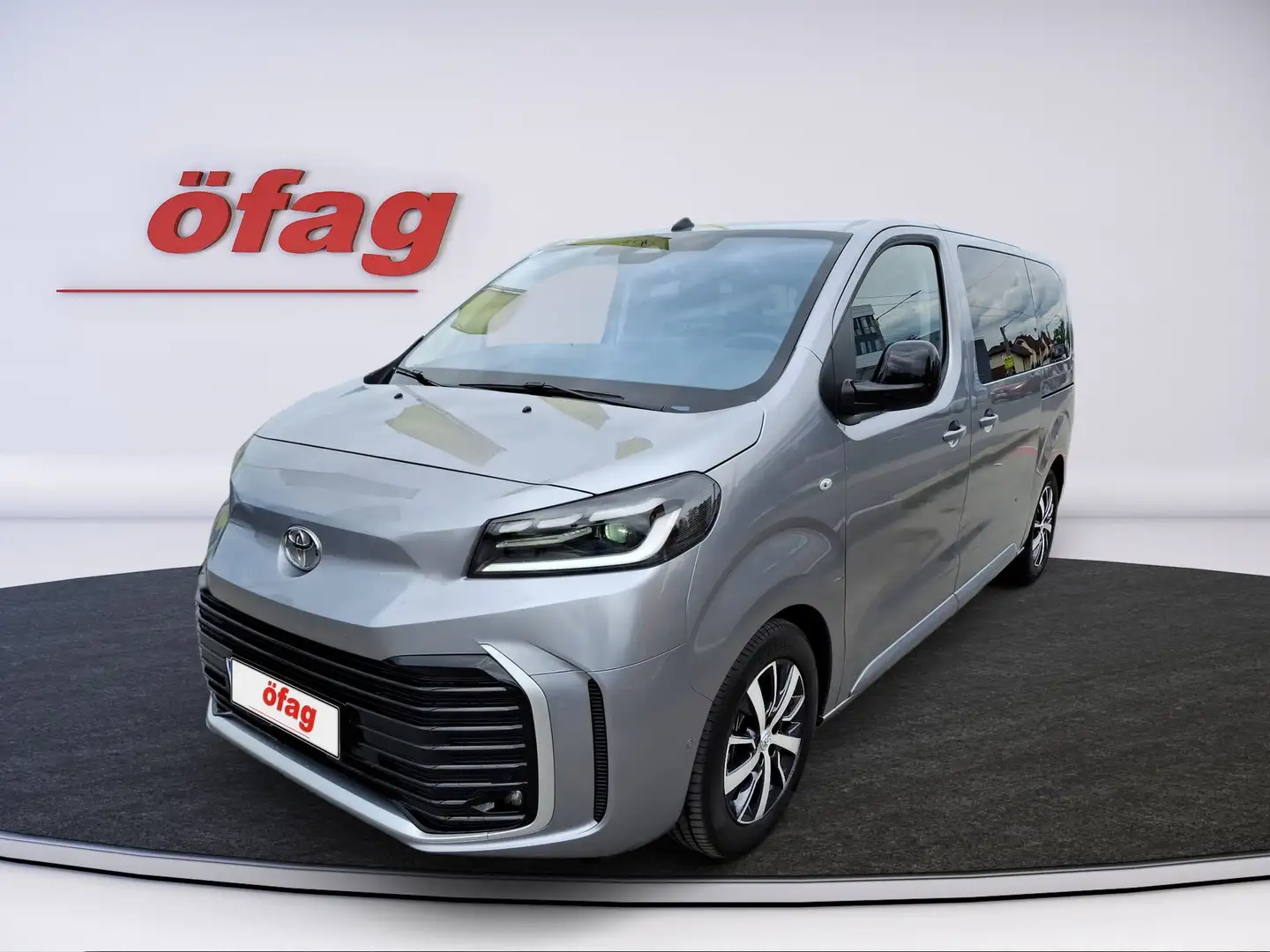 Toyota Proace Verso 2.2 D 180 L1 Family Aut. ACC+LED+LM Silber - 2