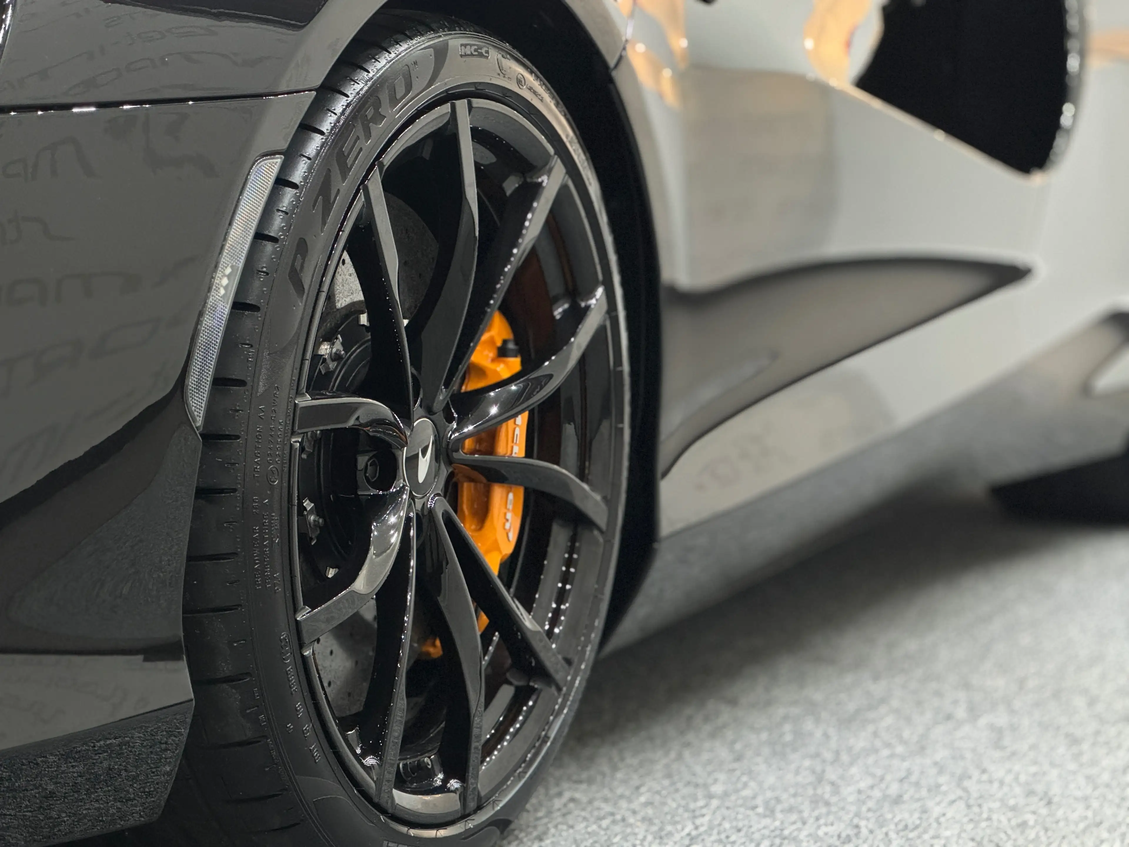 McLaren Artura * Black-Pack * Ö-Auto* Leasingfähig * — photo 9