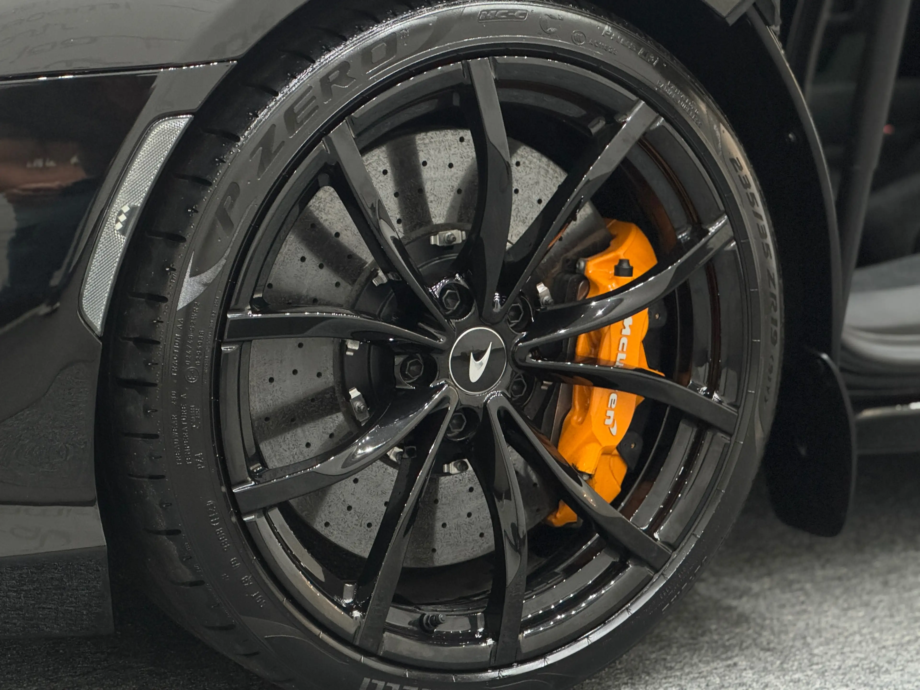 McLaren Artura * Black-Pack * Ö-Auto* Leasingfähig * — photo 14