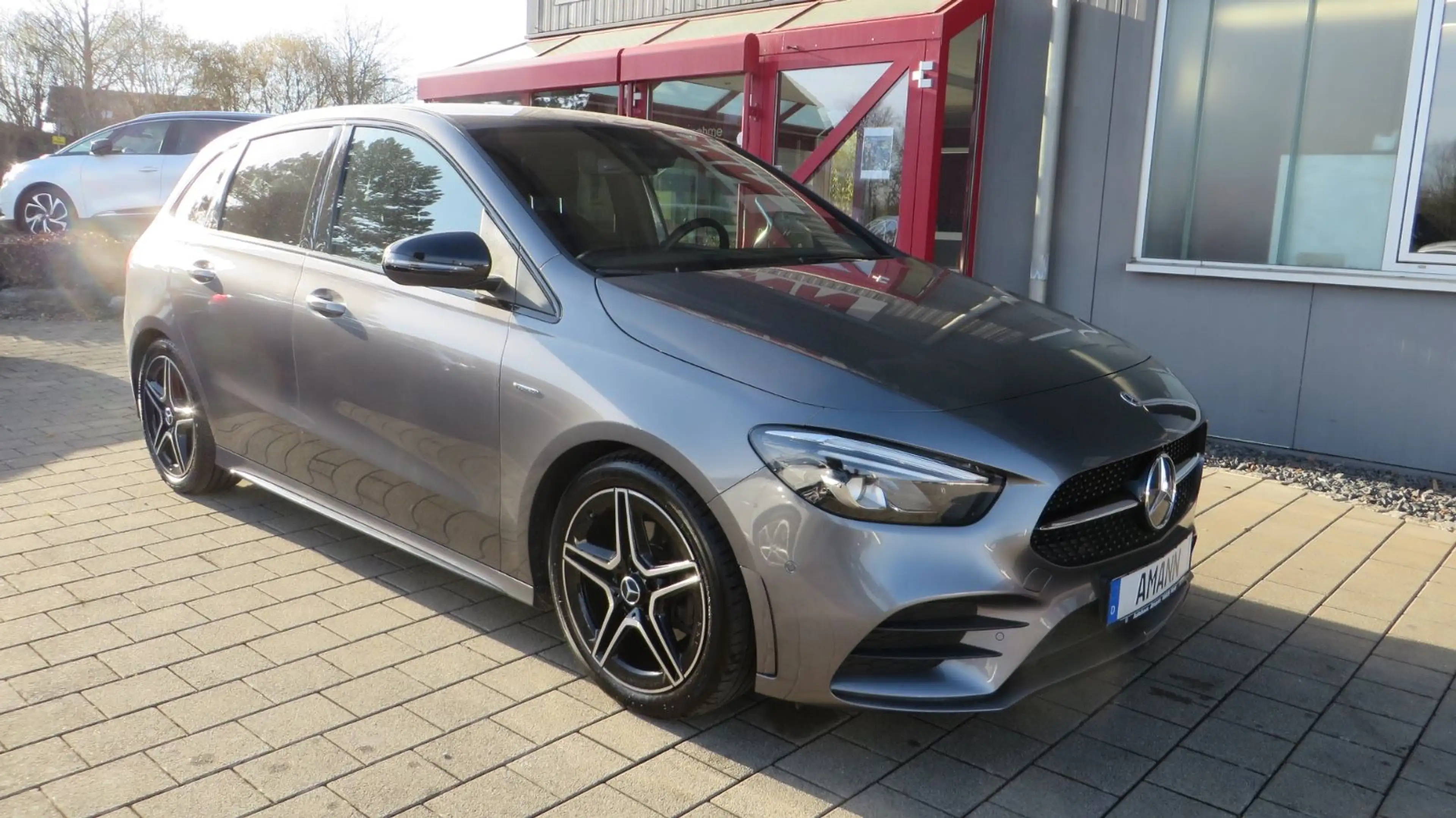 Mercedes-Benz B 200 Edition AHK Rückfahrkamera  AMG — photo 2