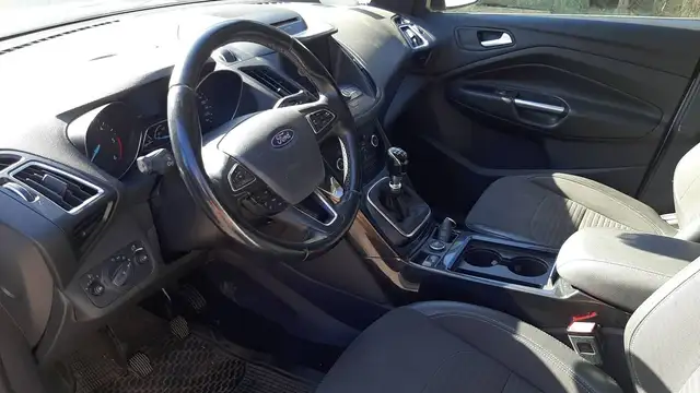 Ford Kuga view 8