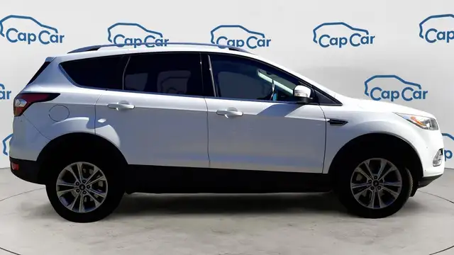 Ford Kuga view 4
