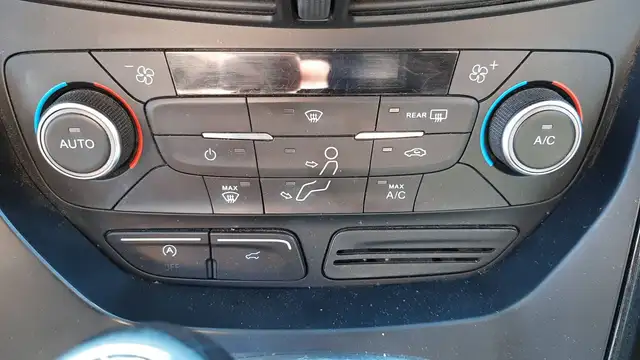 Ford Kuga view 27