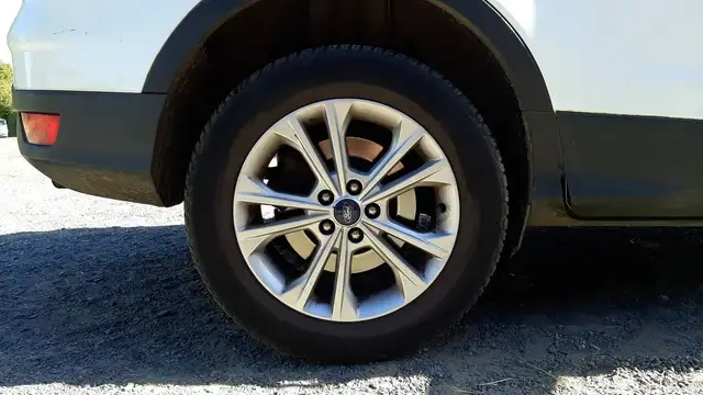 Ford Kuga view 16