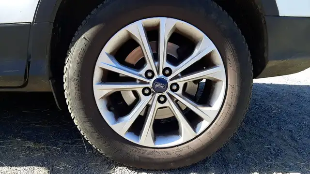 Ford Kuga view 19