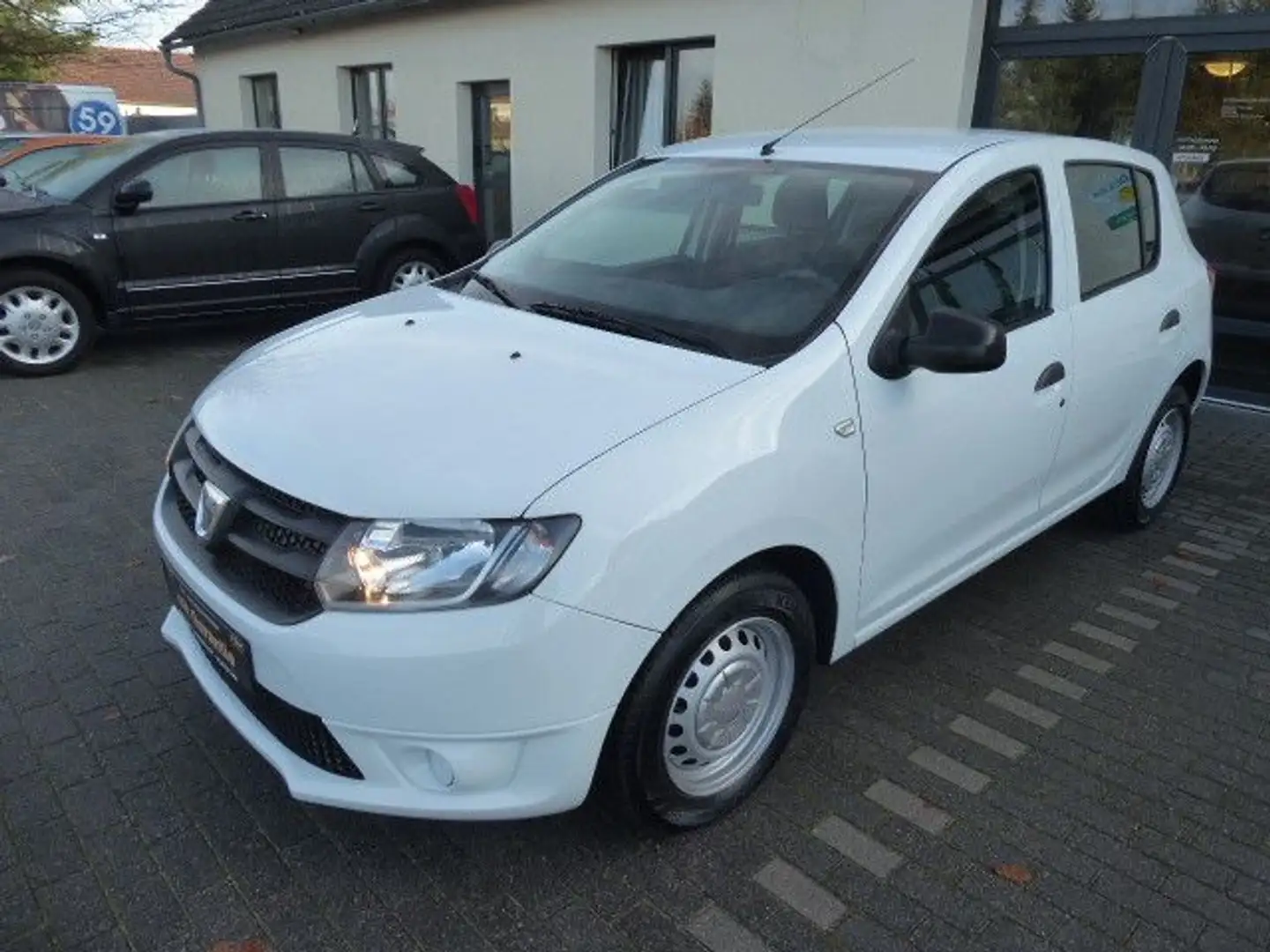 Dacia Sandero II Essentiel Weiß - 2