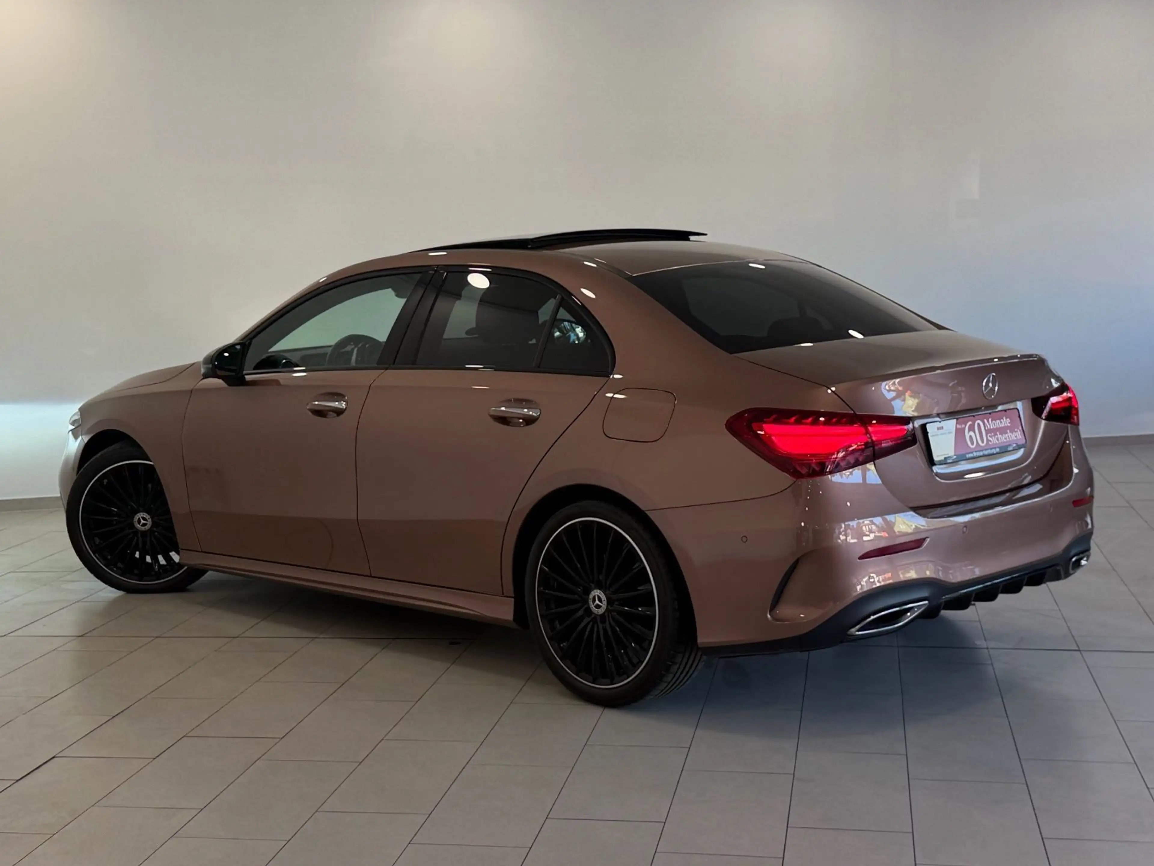 Mercedes-Benz A 200 Lim. Mild-Hybrid AMG-Line|PANO|MBUX|360°| — photo 3