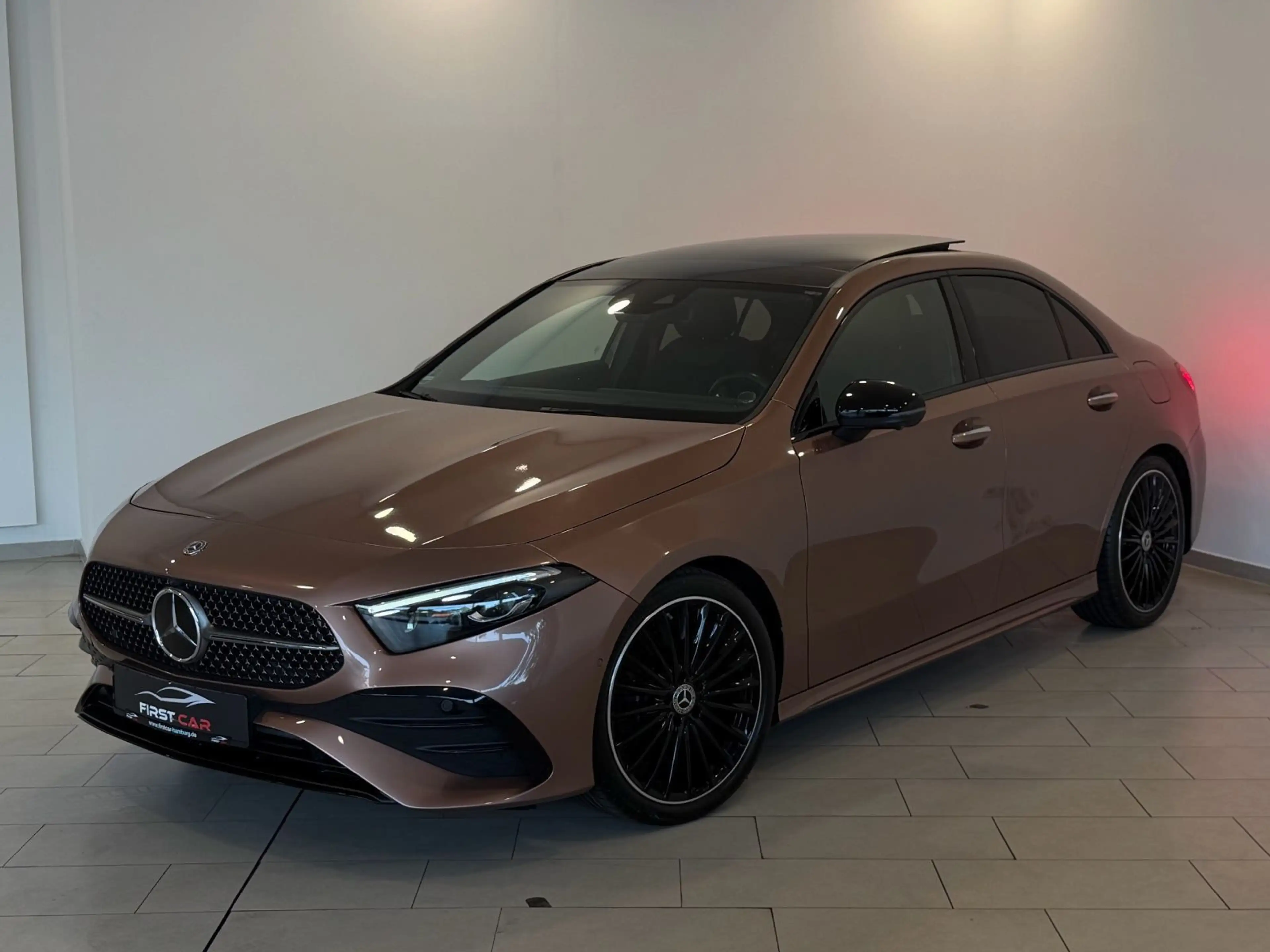 Mercedes-Benz A 200 Lim. Mild-Hybrid AMG-Line|PANO|MBUX|360°|