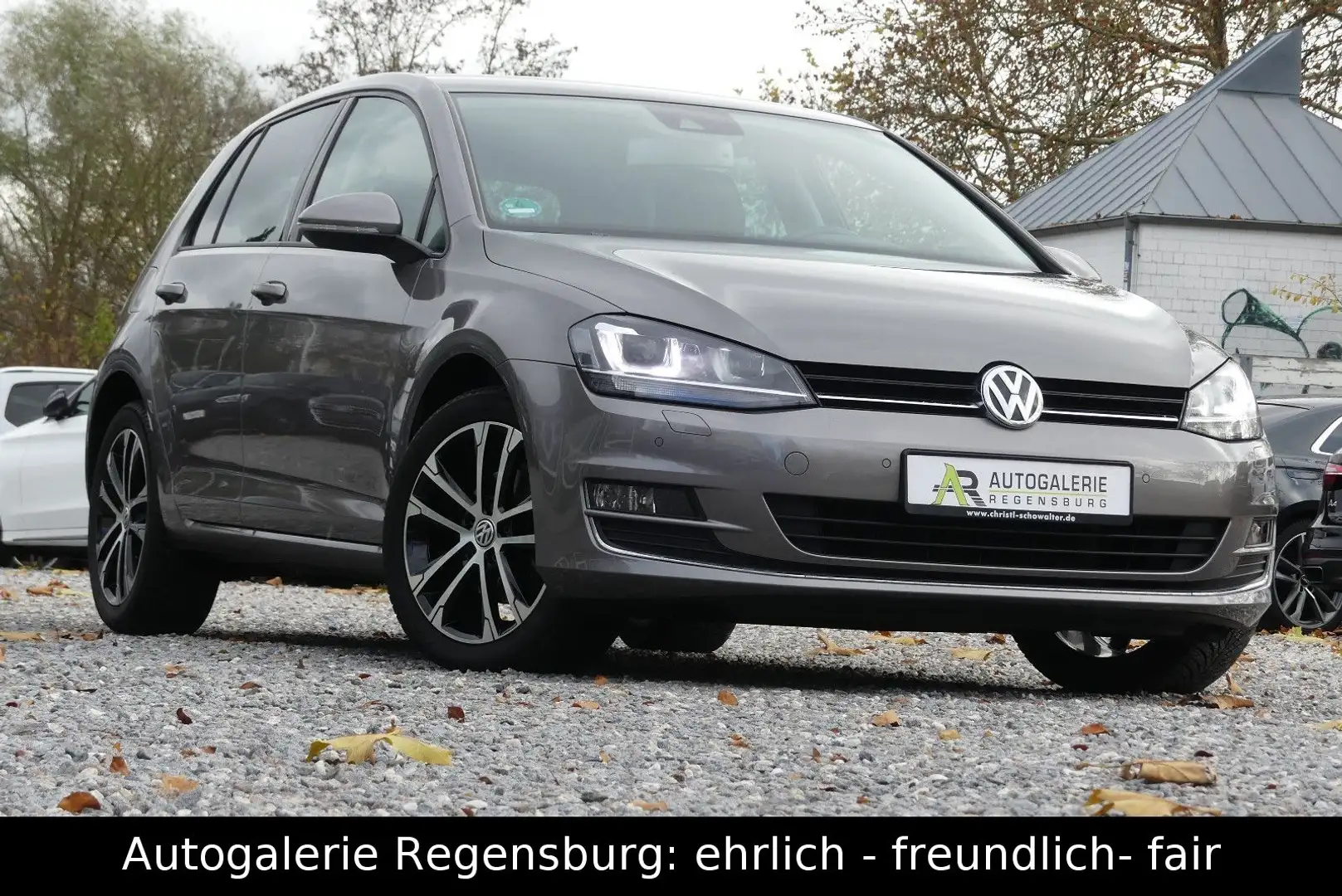 Volkswagen Golf VII Lim. Allstar *XENON*NAVI*KAMERA*SITZHZ* Gris - 2