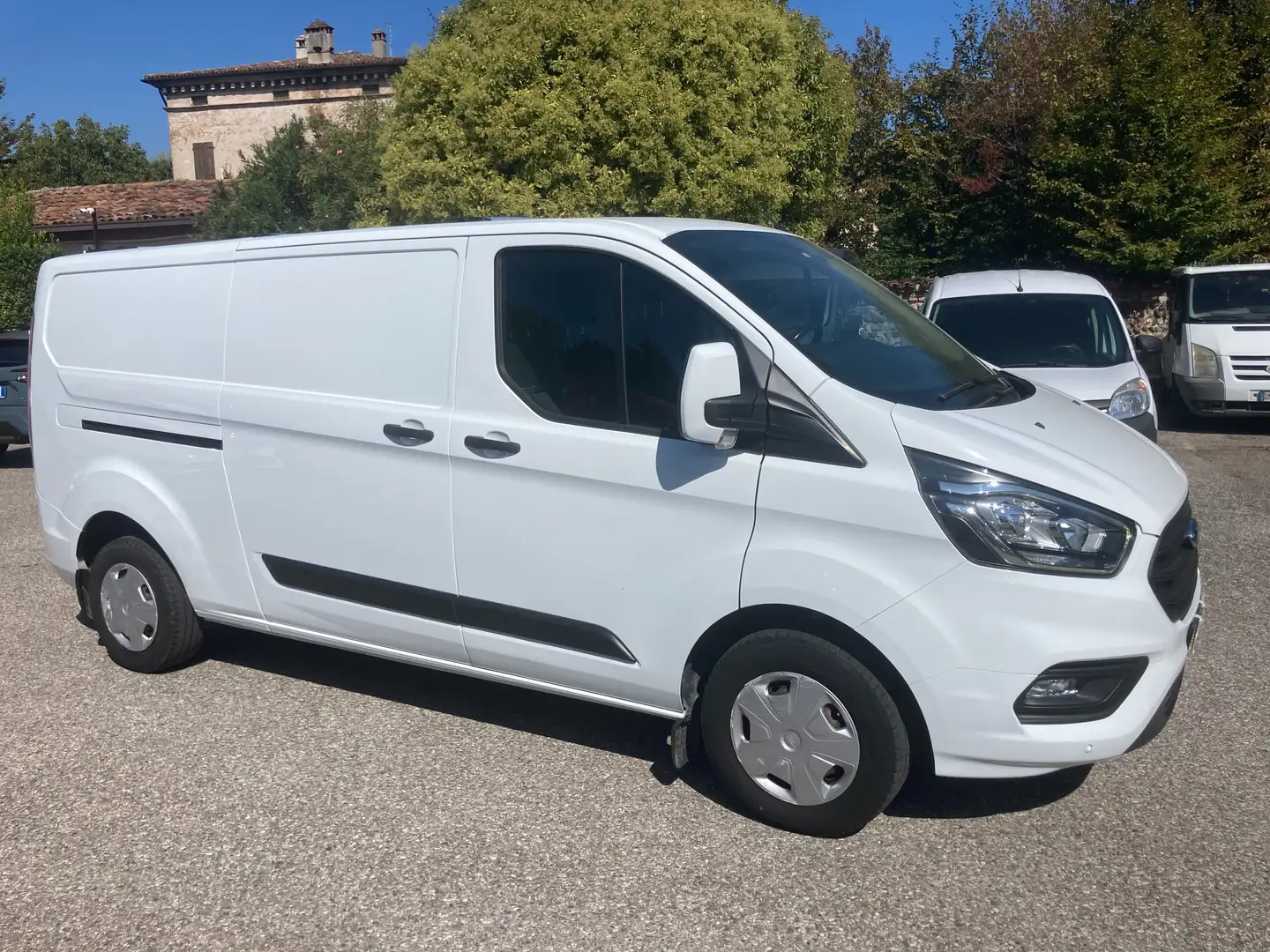 Ford Transit Custom 300 2.0 TDCi 130 cv - LONG Blanc - 1