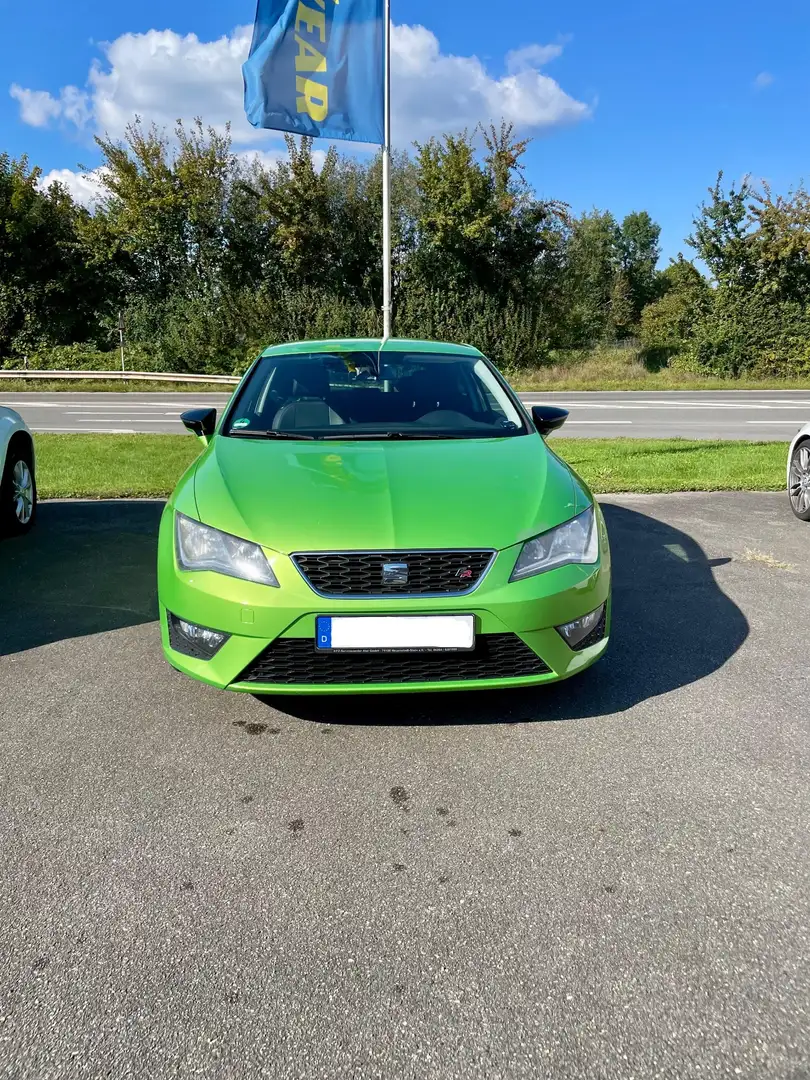 SEAT Leon Sportcoupé 1.8 TSFI FR | Sportpacket Grün - 2
