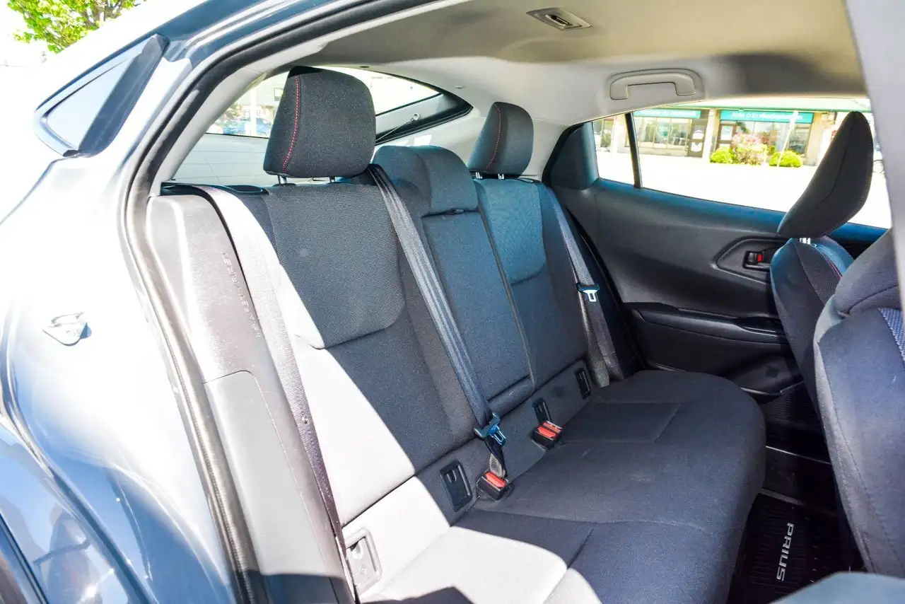 Toyota Prius снимка Toyota Prius