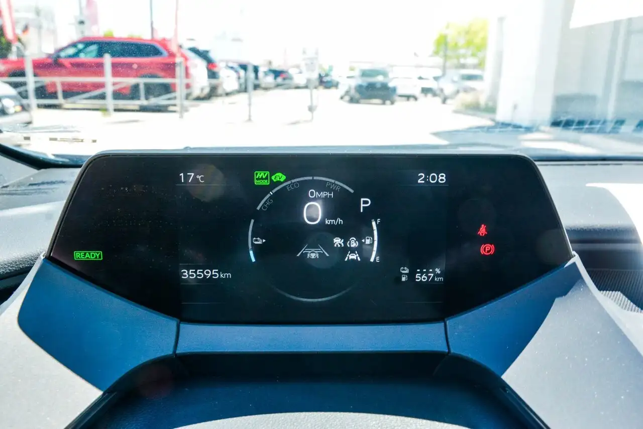 Toyota Prius снимка Toyota Prius