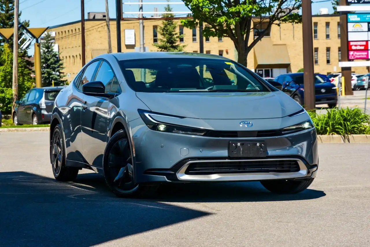 Toyota Prius снимка Toyota Prius