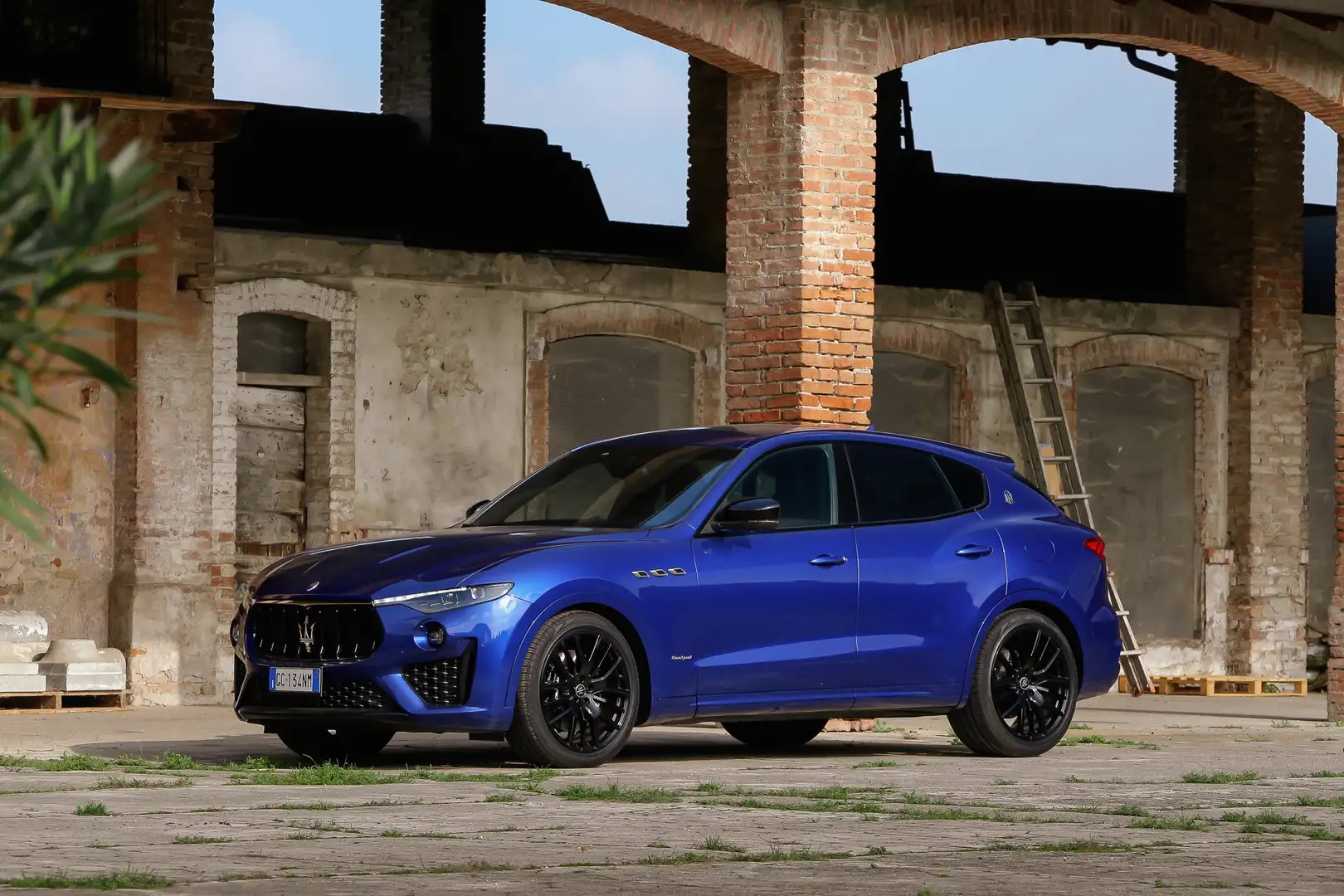 Maserati Levante 3.0 V6 S Gransport 430cv Auto Tetto Apr. Cerchi 21 Blu/Azzurro - 2