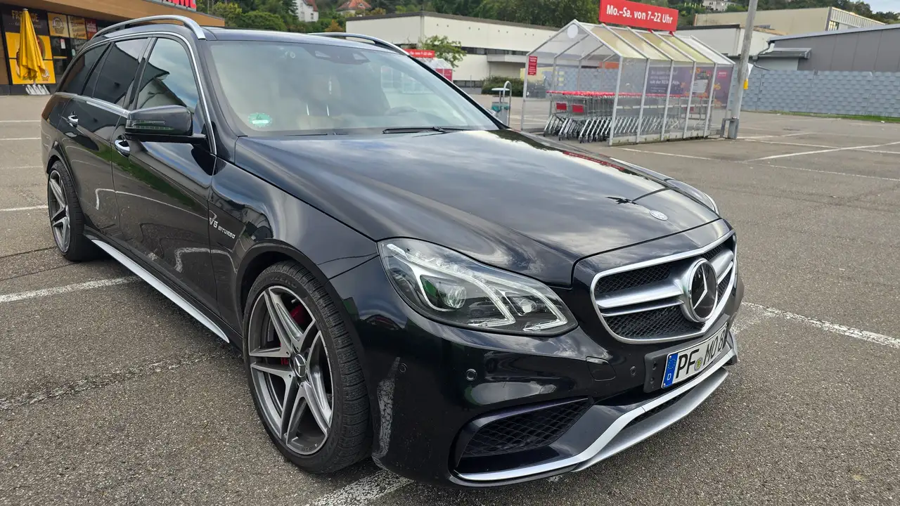 Mercedes-Benz E 63 AMG