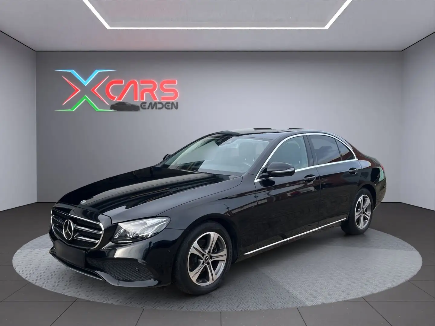 Mercedes-Benz E 220 d Avantgarde Lim. GSD/Navi/Kamera/Leder Zwart - 1