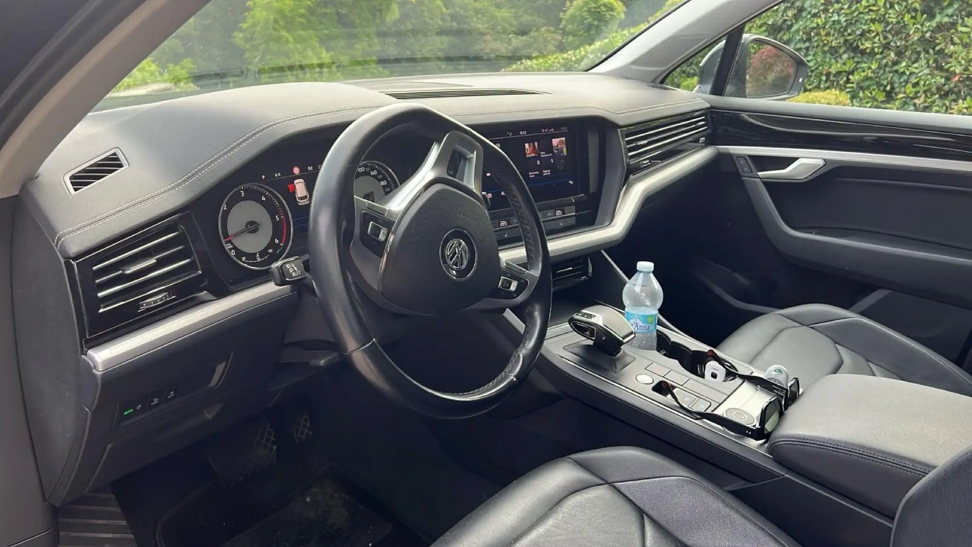 Volkswagen Touareg 3.0 V6 tdi Executive 245cv tiptronic Black - 2