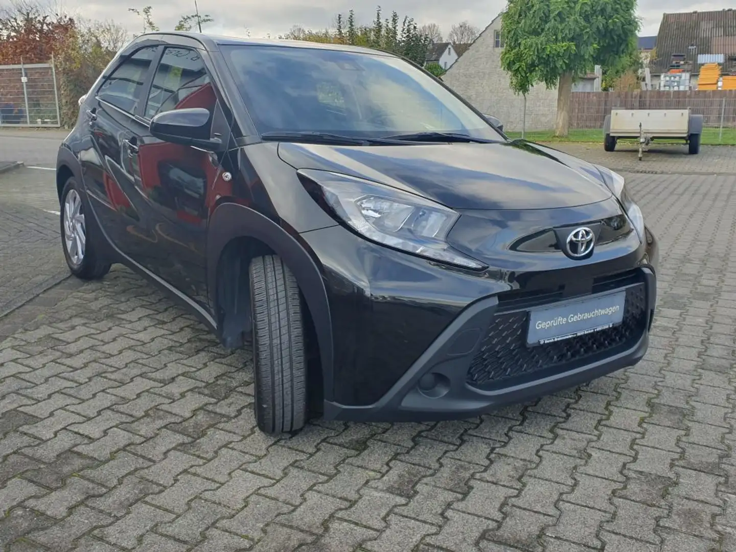 Toyota Aygo X x-play Schwarz - 2