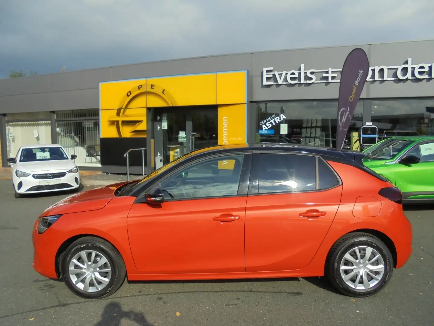 Opel Corsa Edition+Navi/DAB+Sitzhzg. Orange - 1