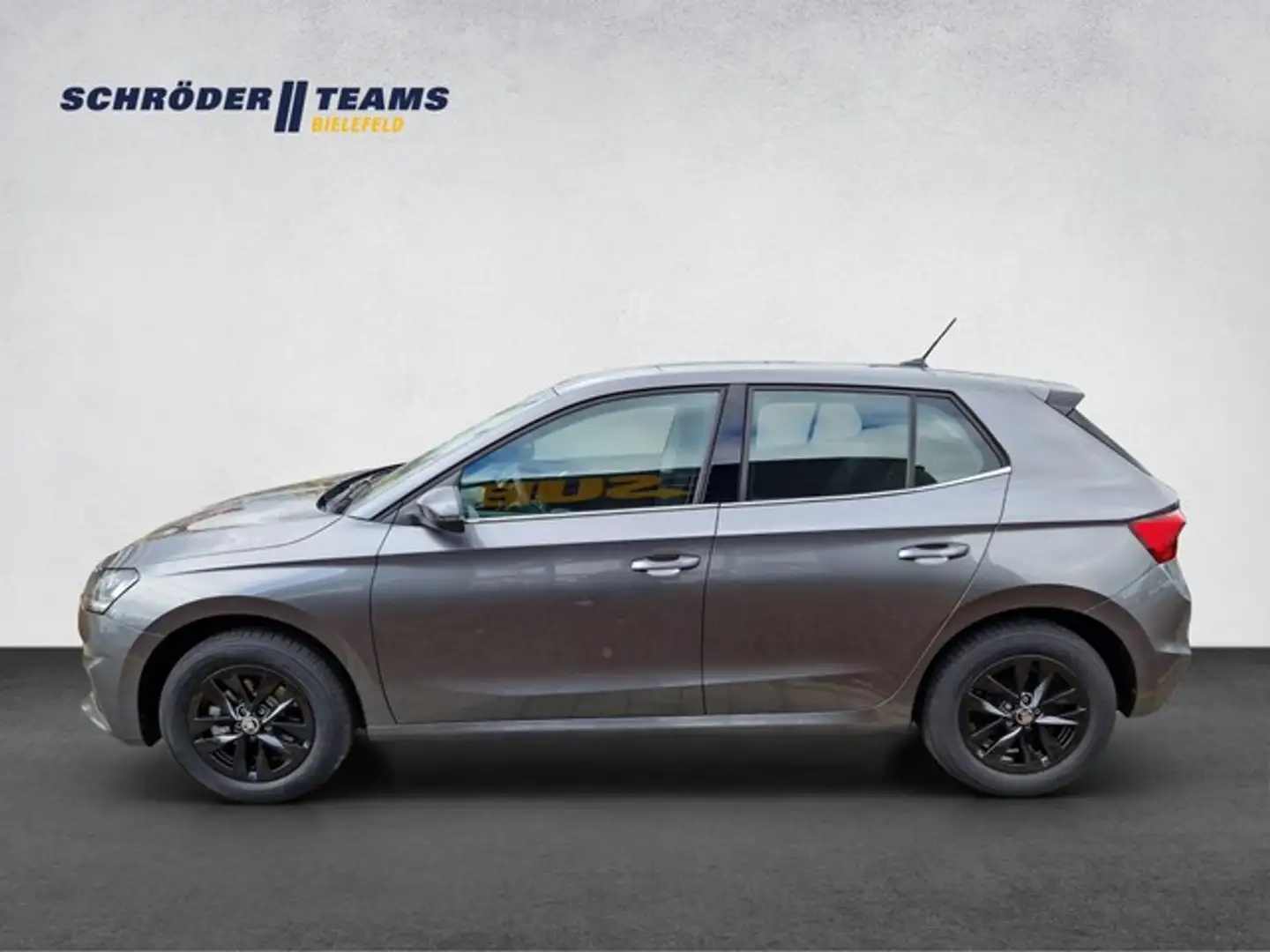 Skoda Fabia 1.0 TSI DSG Style Grijs - 2