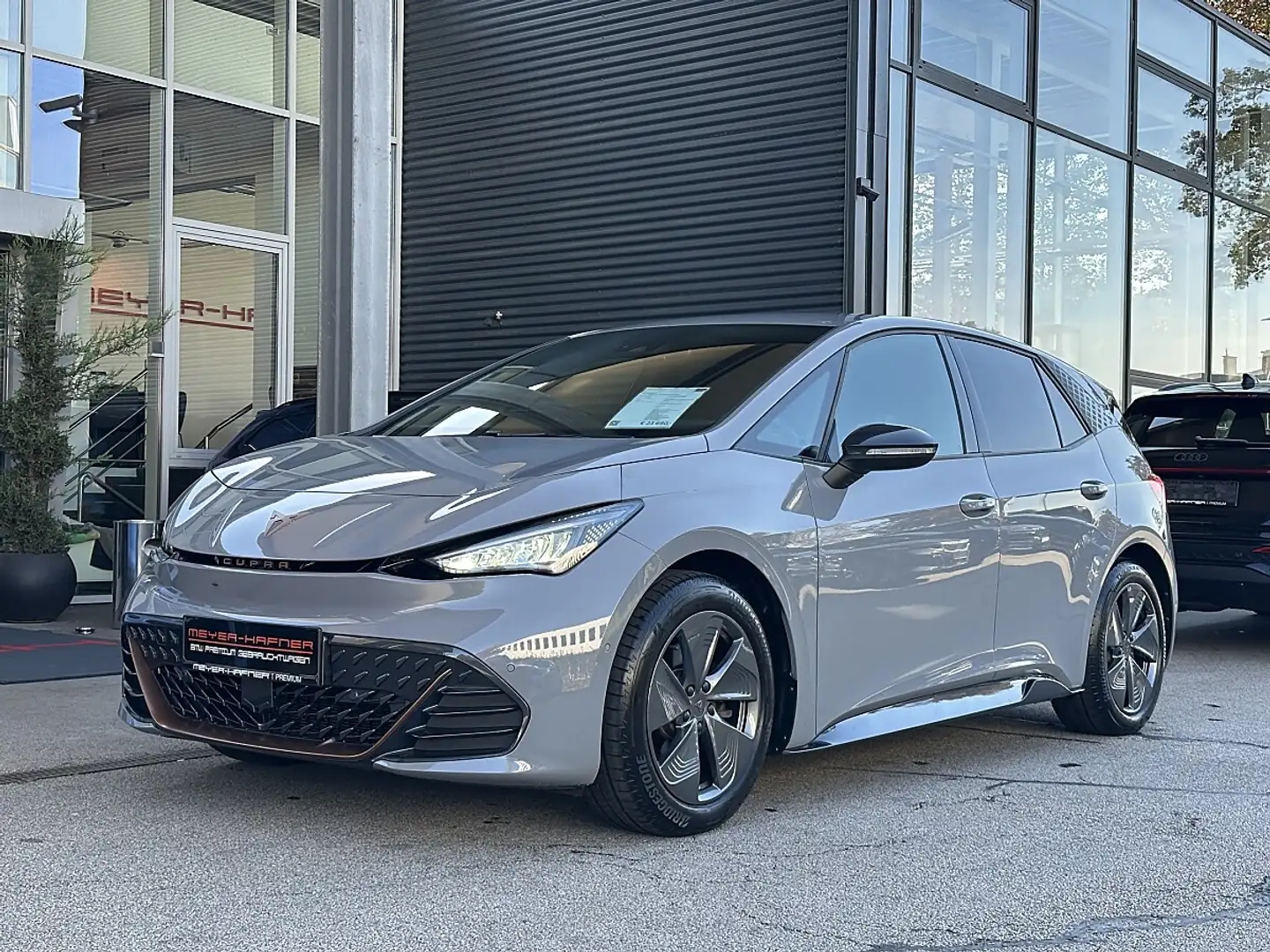 CUPRA Born 58kWh Head-Up, Navi, Sitzheizung, Lenkradheizun... Grau - 2