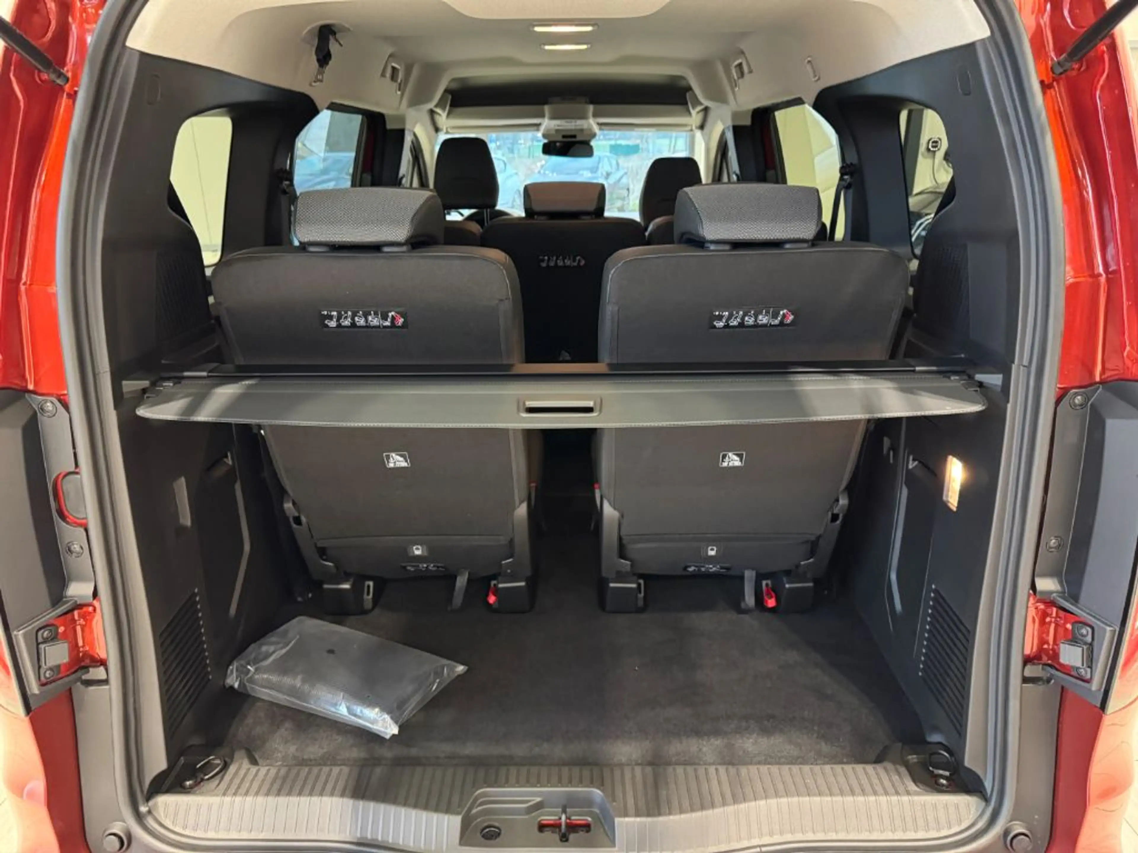 Nissan Townstar DIG-T 130 Aut. Kombi L2 Tekna SHZ Leder — photo 13