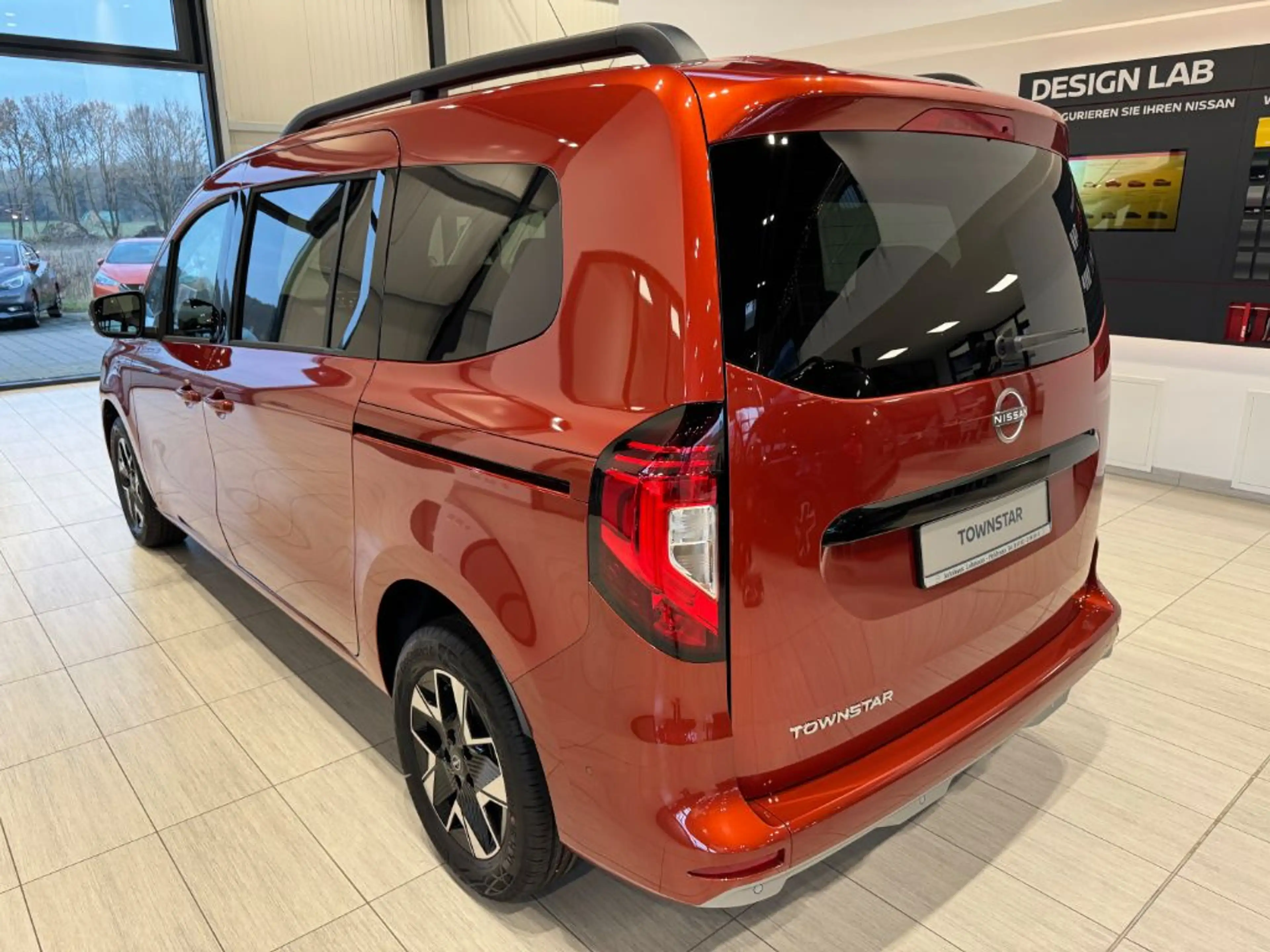 Nissan Townstar DIG-T 130 Aut. Kombi L2 Tekna SHZ Leder — photo 4