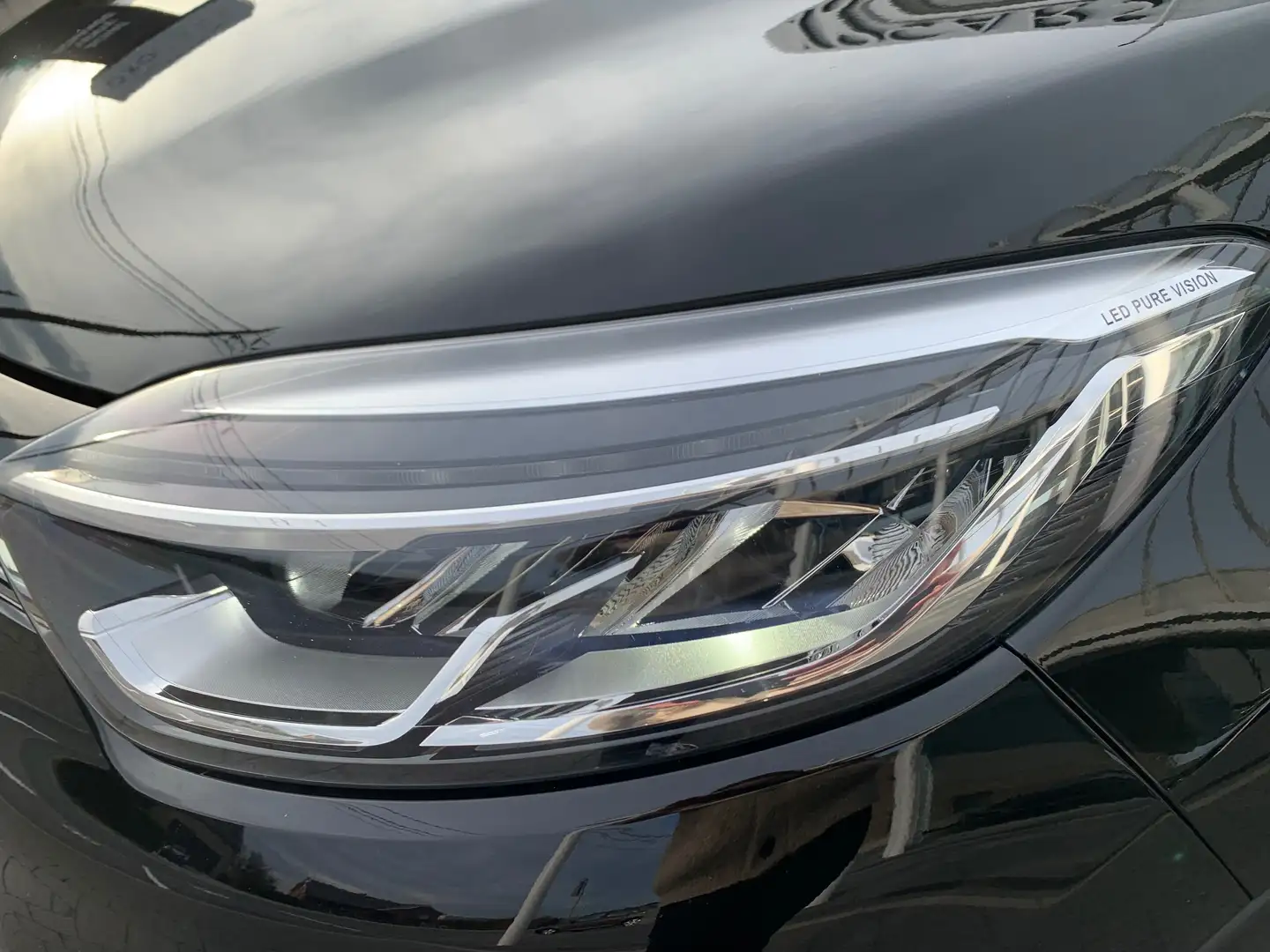 Renault Captur 0.9TCe Intens / Gps / Cruise / PDC / LED Zwart - 2