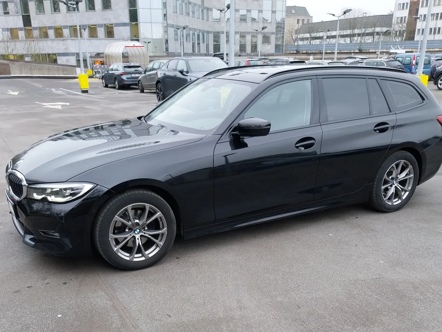 BMW 320 320d Zwart - 2
