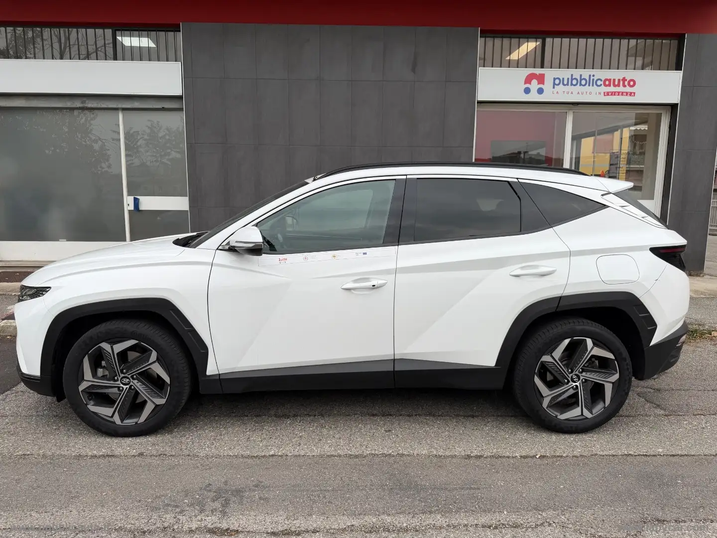 Hyundai TUCSON 1.6 HEV aut. Exellence Bianco - 2