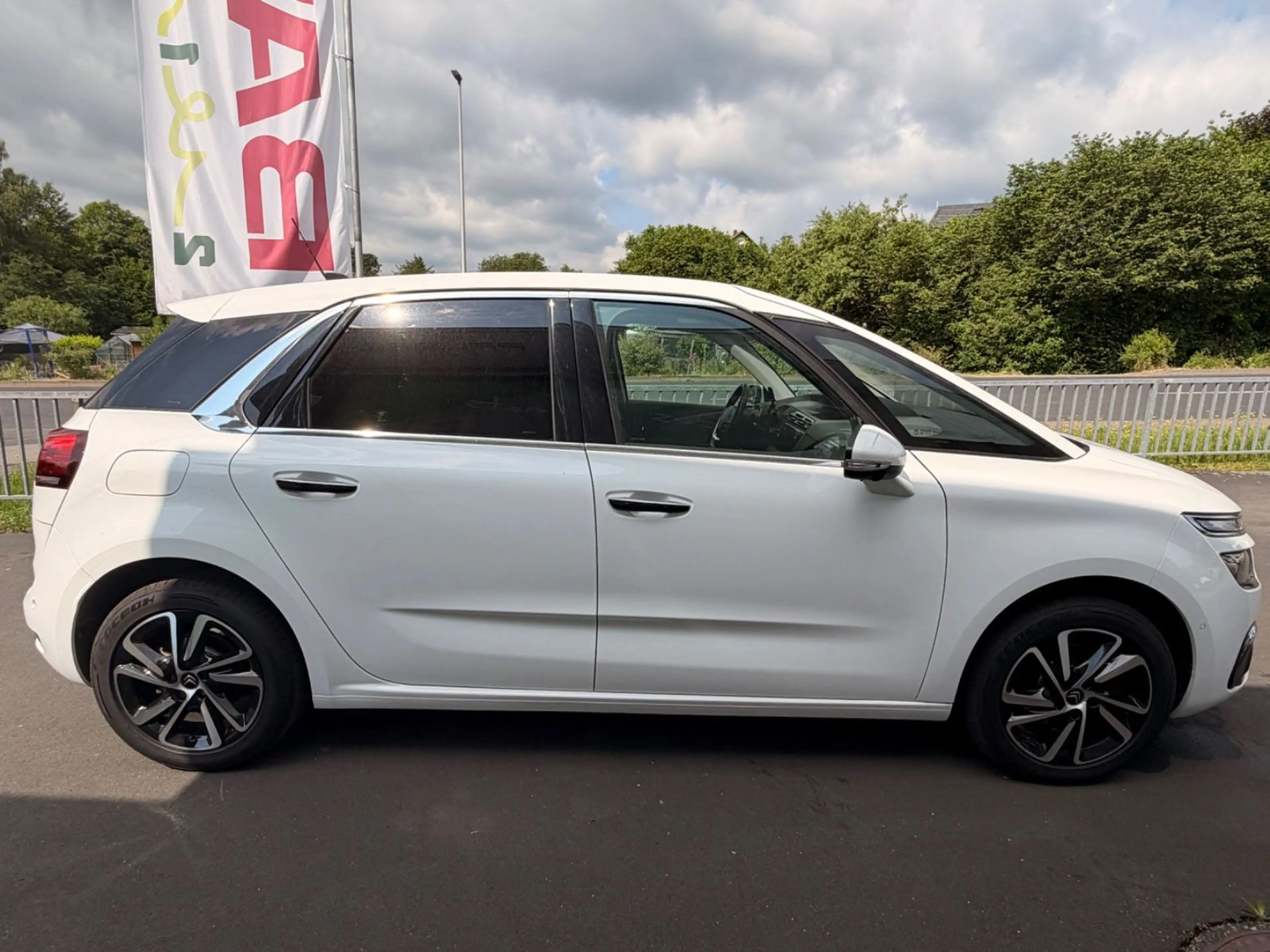 Citroen C4 Picasso /Spacetourer Shine — photo 5