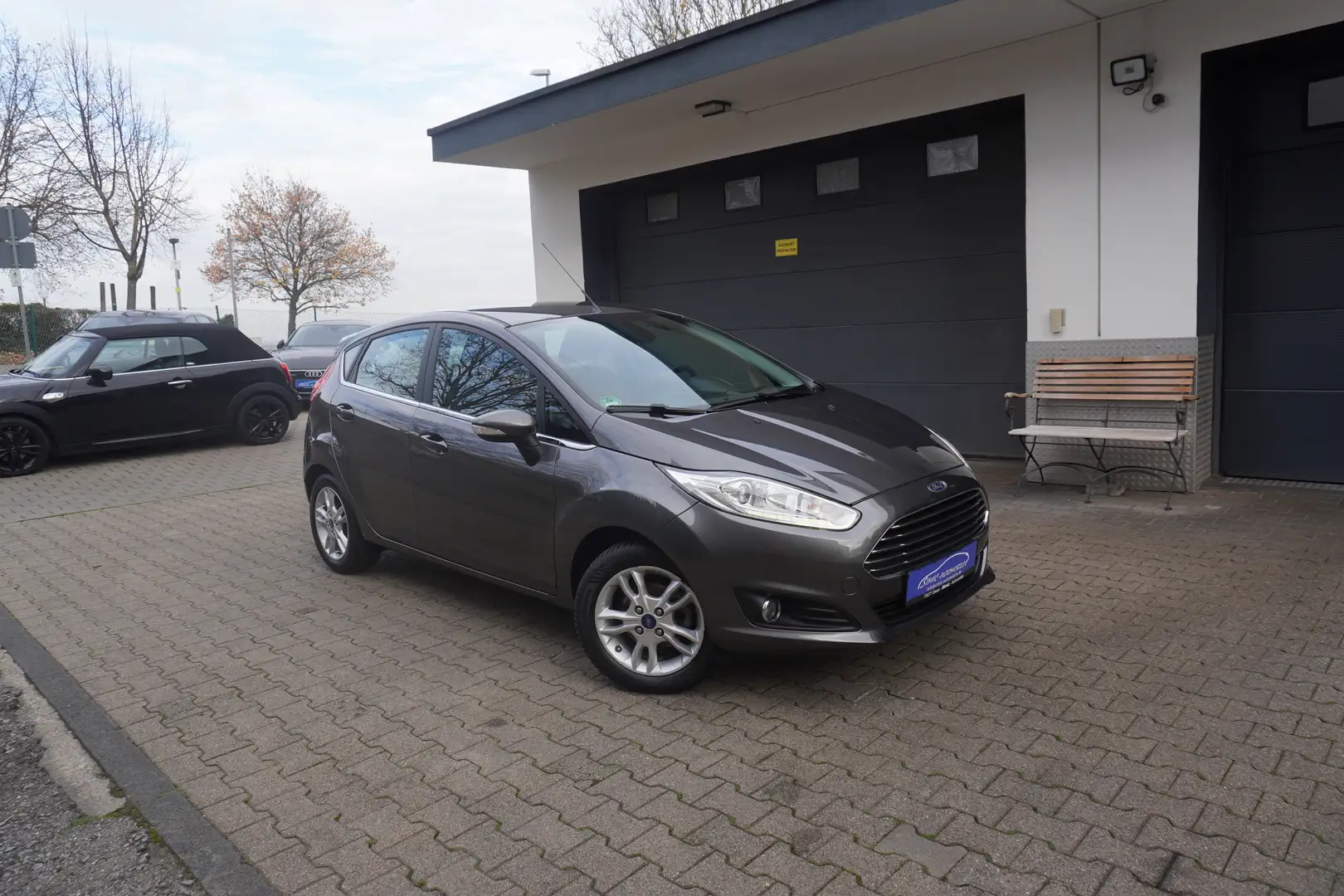 Ford Fiesta 1.25 Titanium KLIMA+ALU+ZV+2Hd+Org.65.Tkm+EURO6 Gris - 1