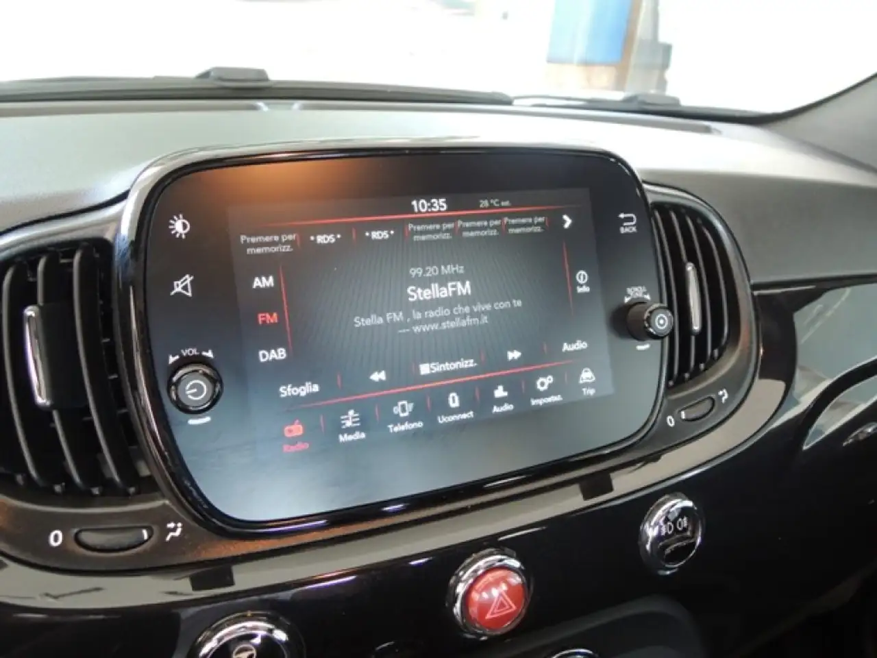 Fiat 500 1.0 Hybrid Dolcevita, миниатюра 9