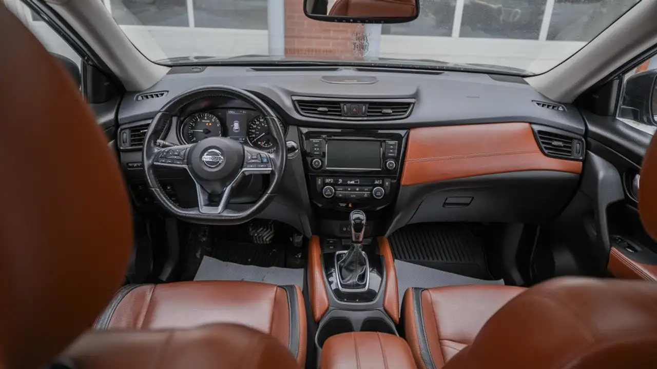 Nissan Rogue снимка Nissan Rogue