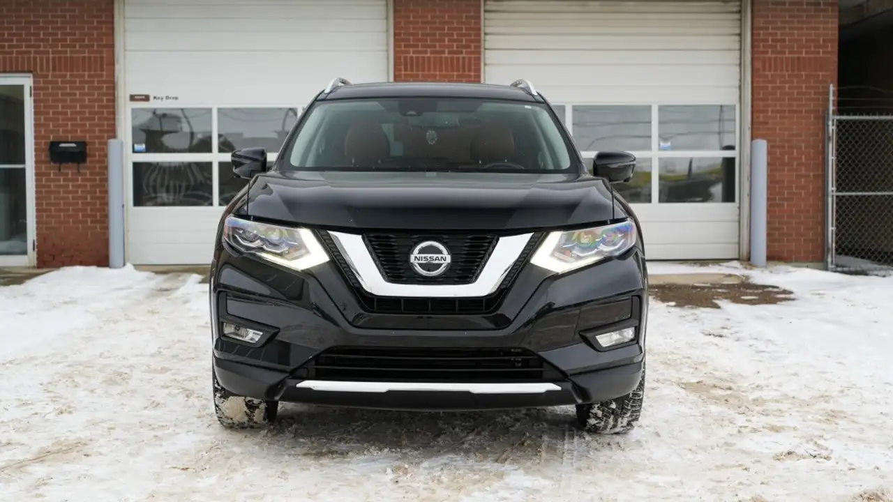 Nissan Rogue снимка Nissan Rogue