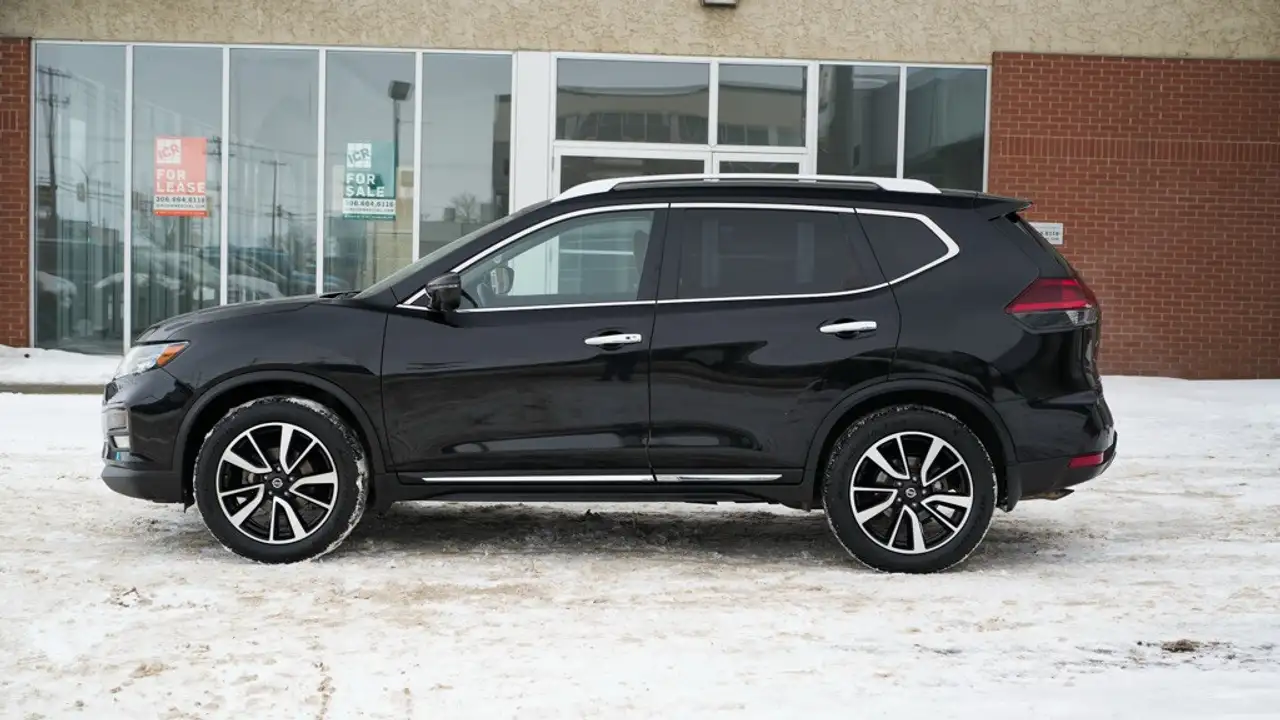 Nissan Rogue снимка Nissan Rogue