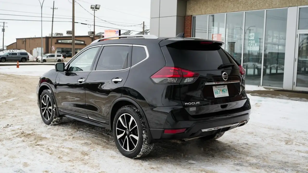 Nissan Rogue снимка Nissan Rogue