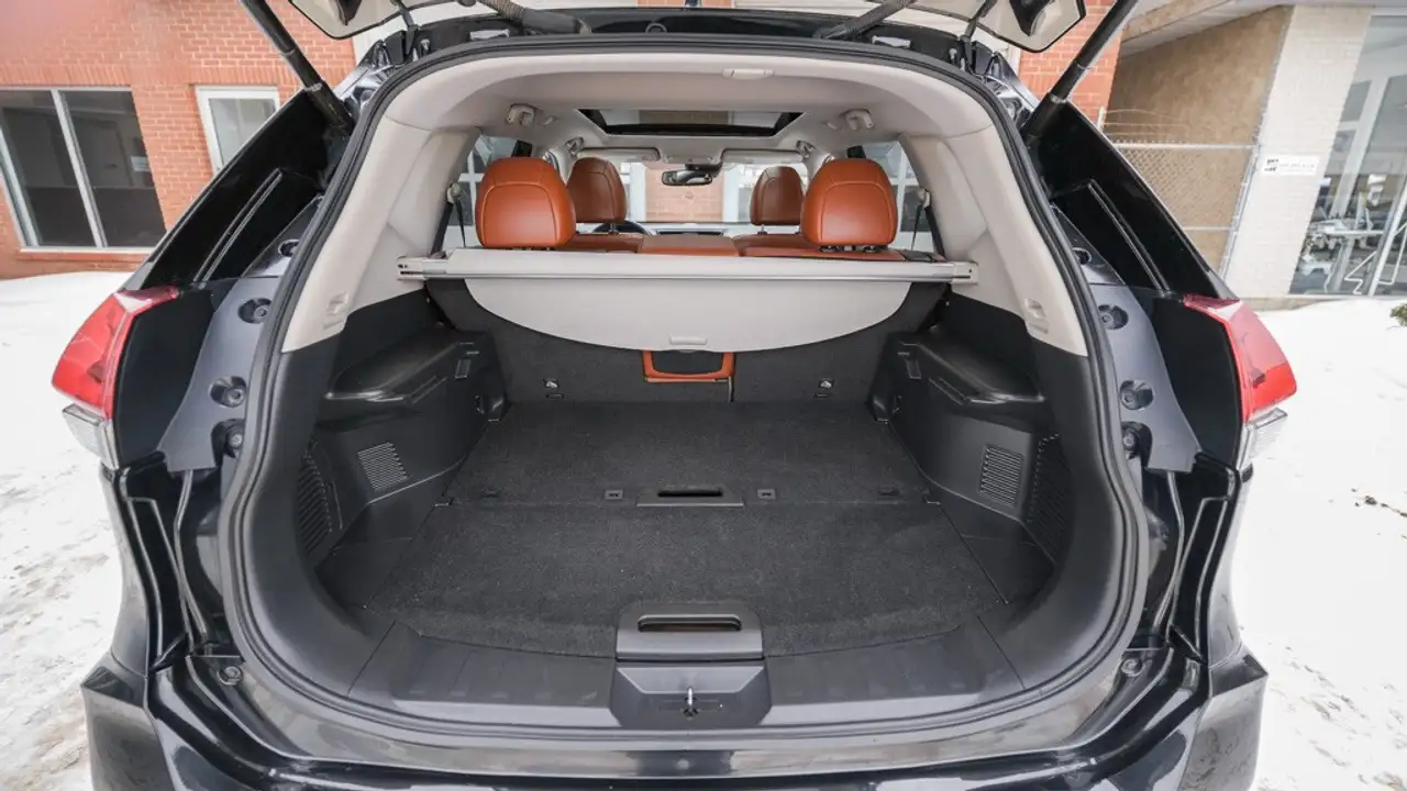 Nissan Rogue снимка Nissan Rogue