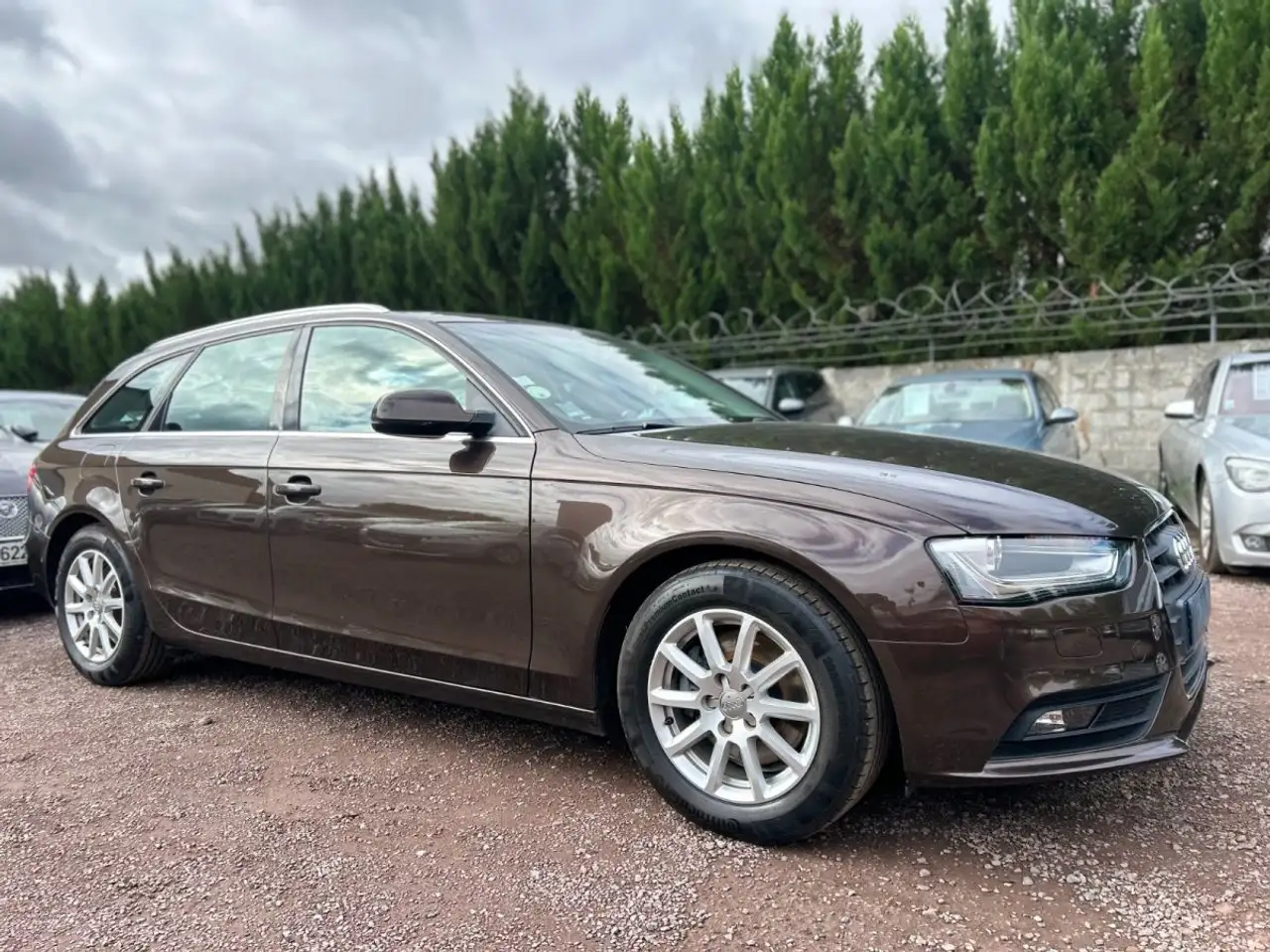 Audi A4 AVANT 2.0 TDI 136ch Business Line