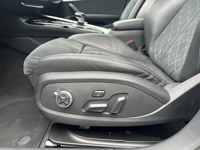 Audi A4 view 11