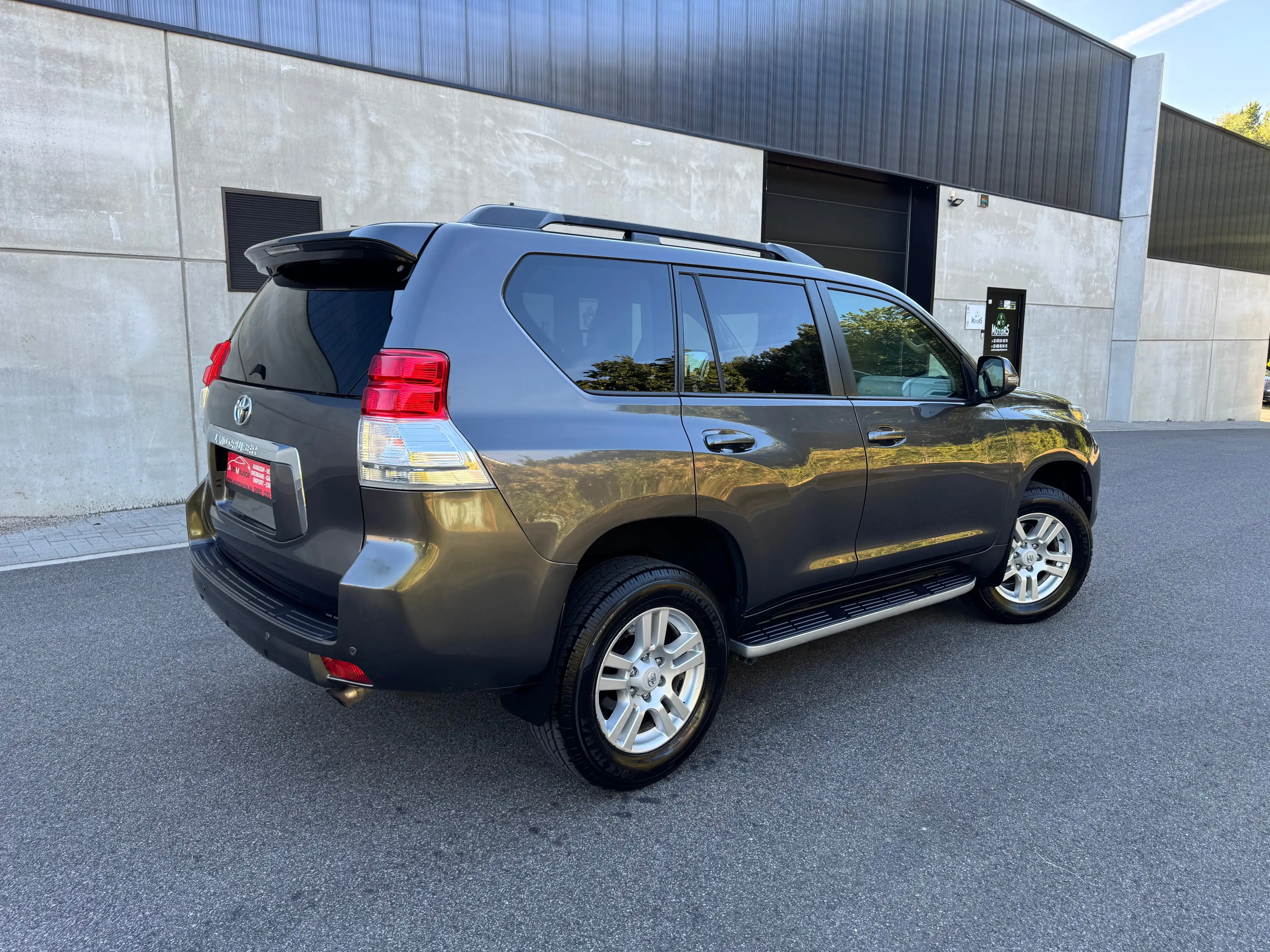 Toyota Land Cruiser 3.0 D-4D / Automaat / 5Place / Export Afrik Only — photo 4