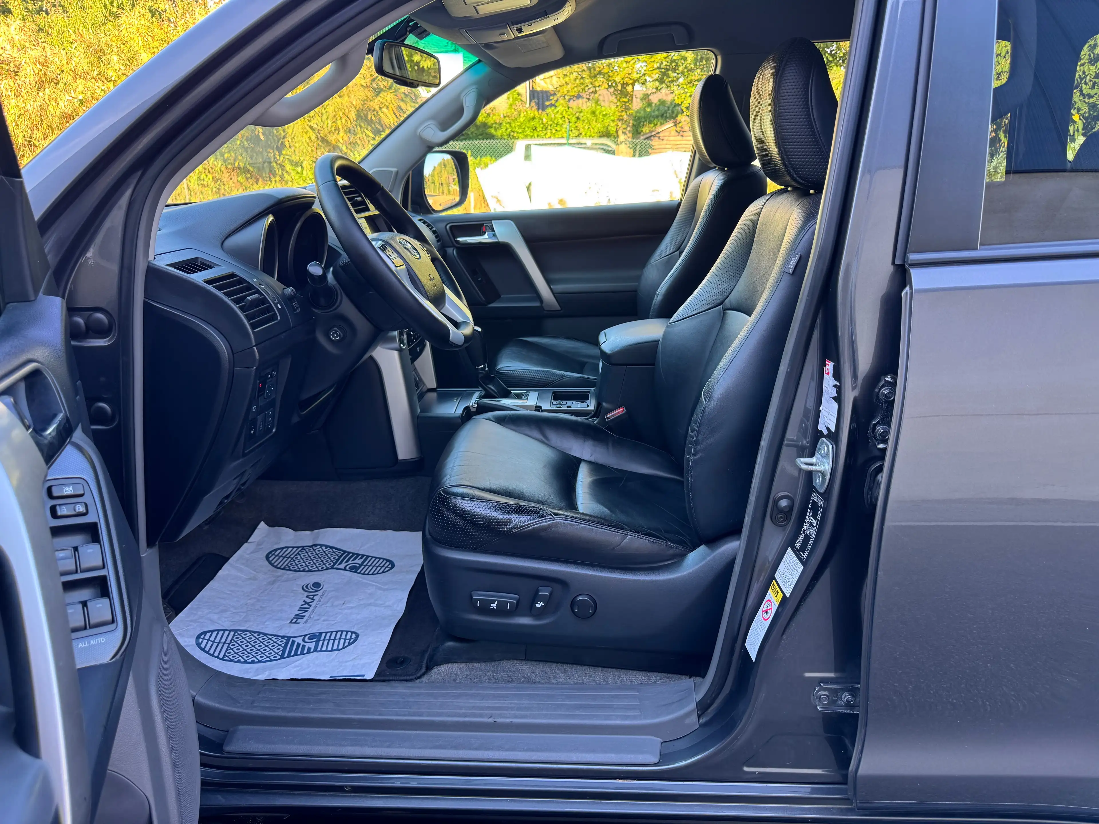 Toyota Land Cruiser 3.0 D-4D / Automaat / 5Place / Export Afrik Only — photo 11