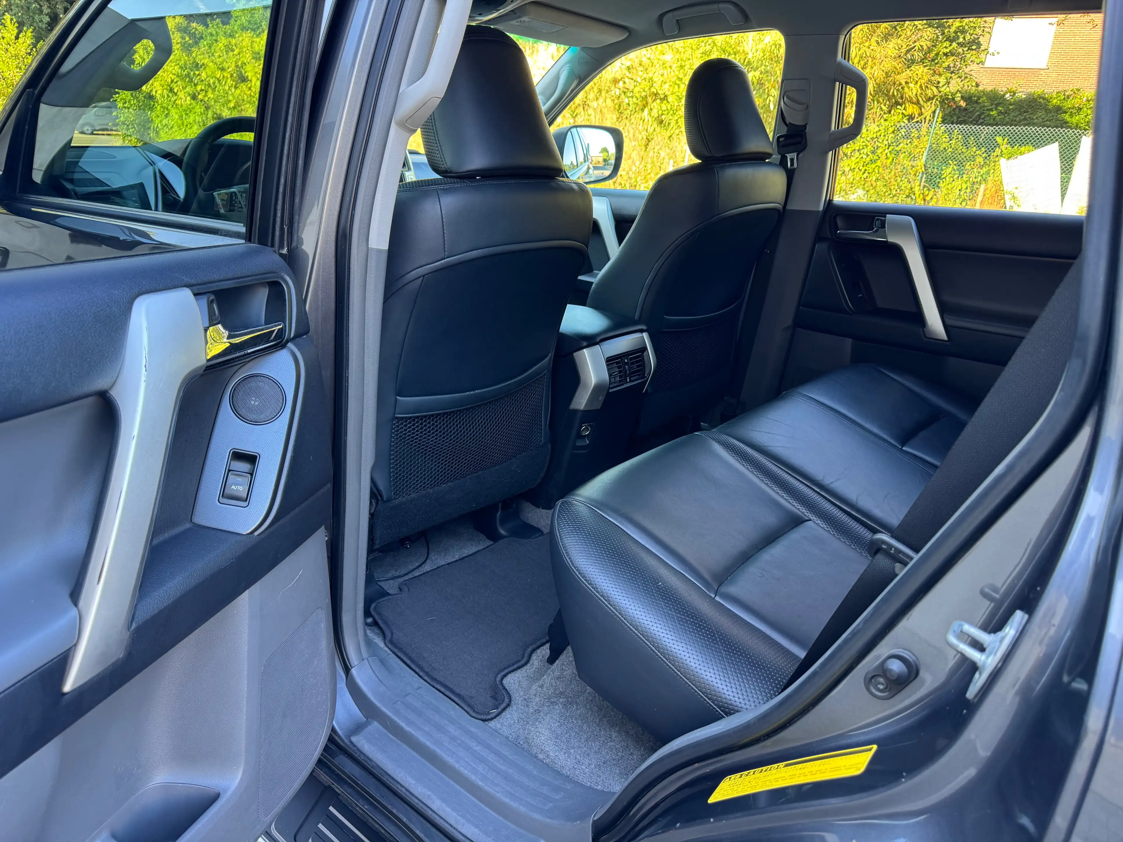 Toyota Land Cruiser 3.0 D-4D / Automaat / 5Place / Export Afrik Only — photo 12